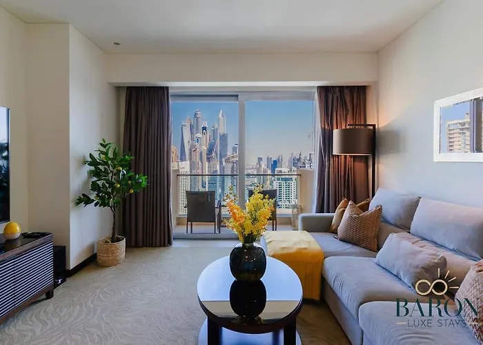 Stylish 1Br Unit, Address Marina