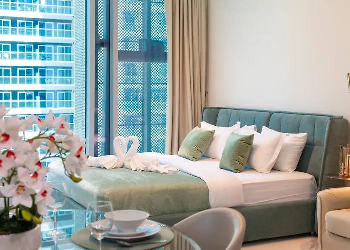 Elegant Studio Near Burj Khalifa And Dubai Mall