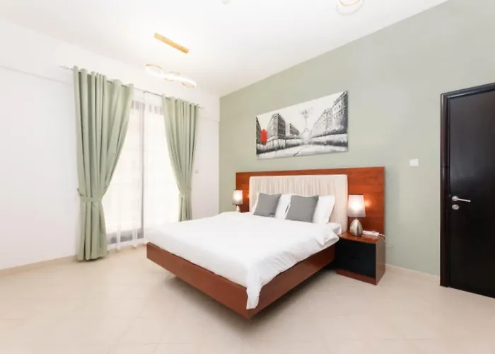 Prime Location Huge One Bedroom Dubai Marina