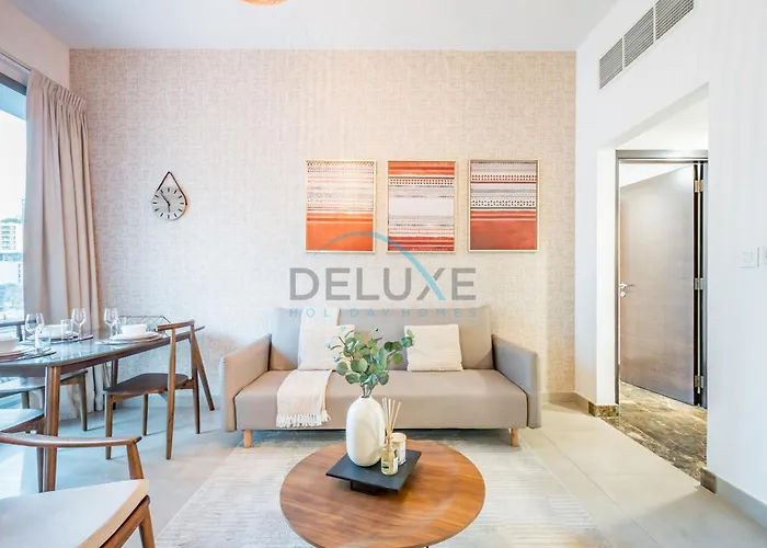 Cozy 1Br Getaway In Sparkle Tower 3, Dubai Marina Buy Deluxe Holiday Homes
