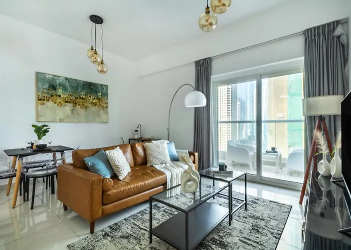 Stunning Space With Full Marina View