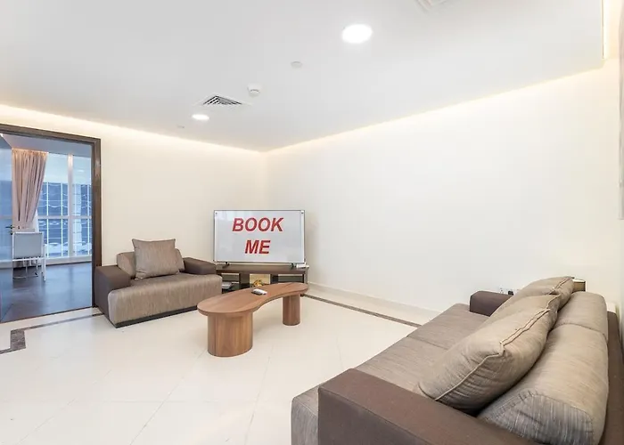 Spacious 3-Bedroom With Comfortable Living Area In Dubai Marina