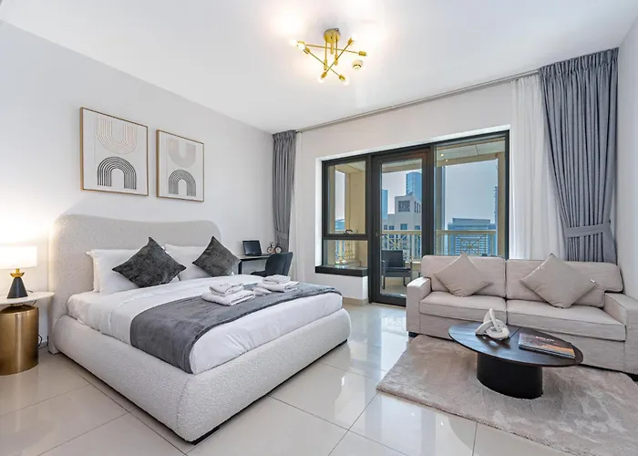 Chic Studio I Sofa Bed I Free Weekly Housekeeping