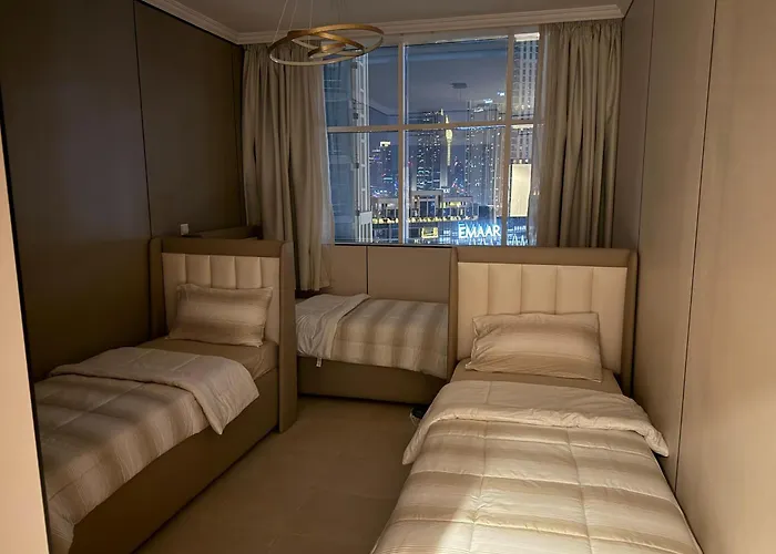 5 Min To Dubai Mall Downtown Dormitory Rooms M & F