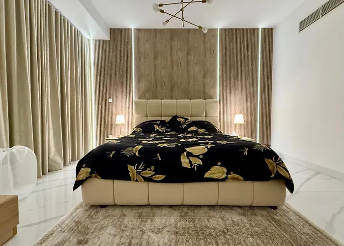 Beach Front Apartment In Jbr