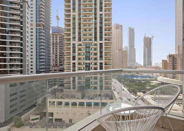 Spacious 1Br Botanica Towers, Dubai Marina