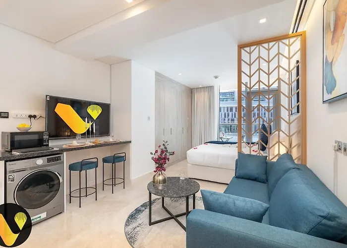 Vogue The Sterling By Omniyat Dubai With Balcony Stay Near Burj Khalifa And Dubai Mall