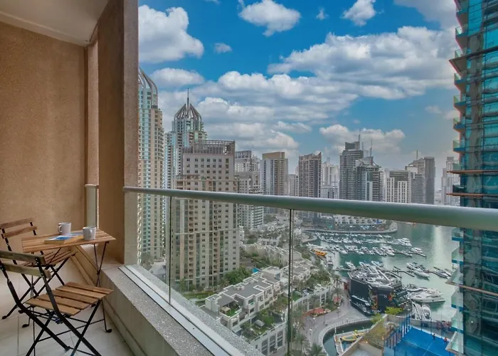 Dubai Marina, Beach & Marina View , 2 Bed Perfect For Groups