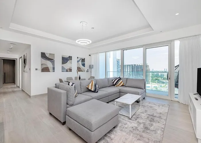 Medore Entire Brand New Flat In Dubai