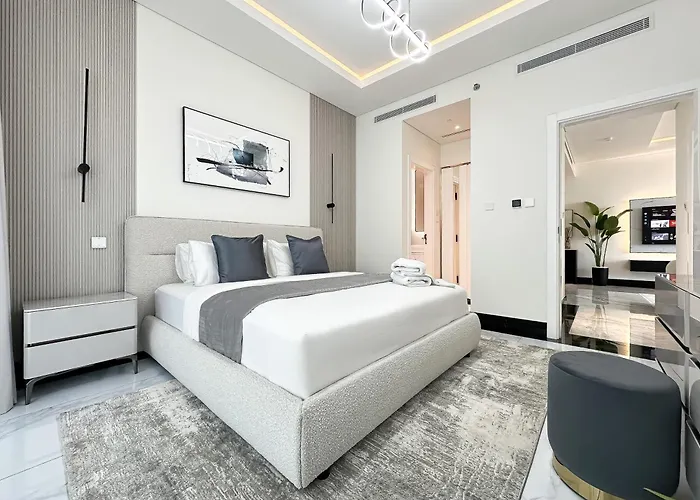 Trophy-Lux 1Br Jacuzzi Suite Busbay W Big Balcony