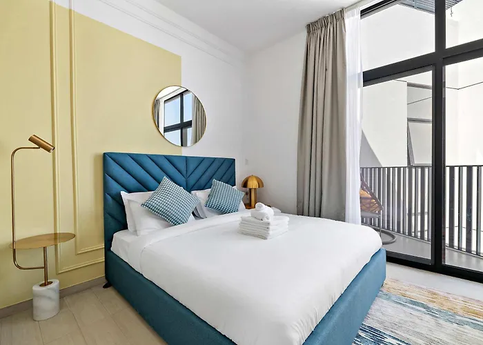Silkhaus Modern Studio In The Heart Of Vibrant Jvc