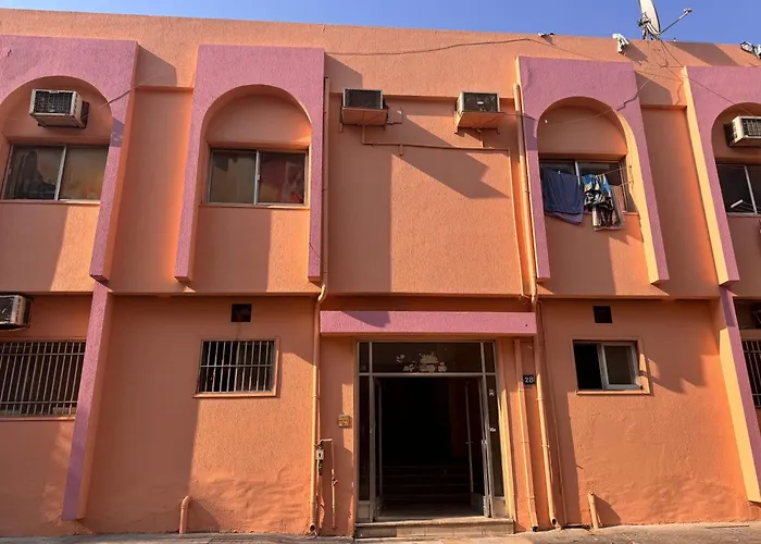 Tariq Home Stay