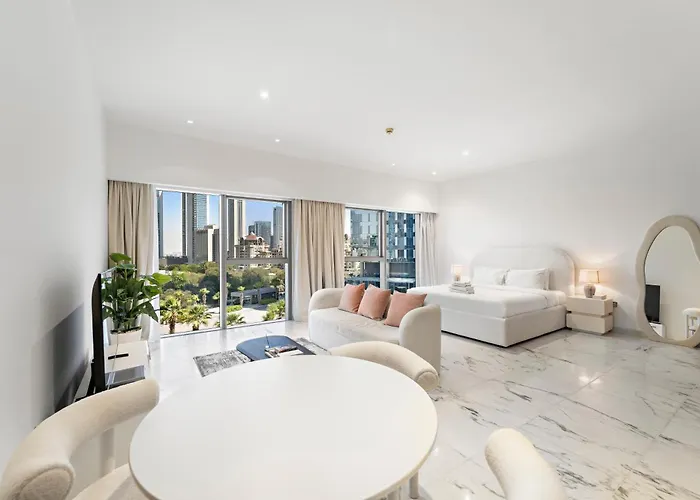DHH - Spacious Studio, Central Park DIFC