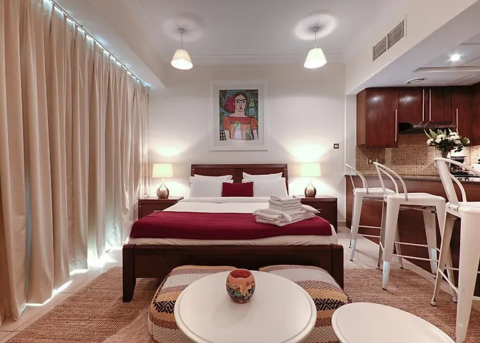 One Perfect Stay - 8 Boulevard