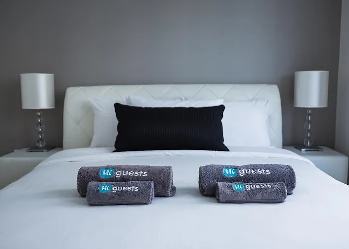 Higuests Vacation Homes - Orra