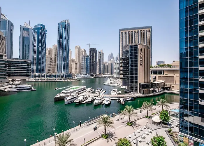 Maison Privee - Big, Bright, Luxury Marina Views Apt Next To Beach