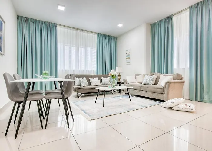 Lovely 2Br At Marina Pinnacle Dubai Marina By Deluxe Holiday Homes