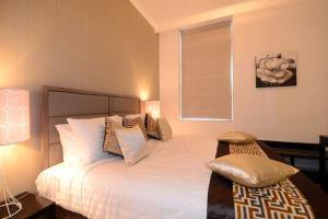 Apartemen Keyone - 1br In Botanica Tower