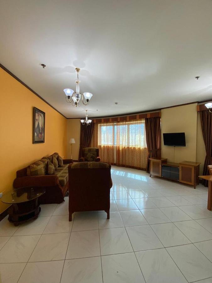 Desert Rose Apartahotel Dubái