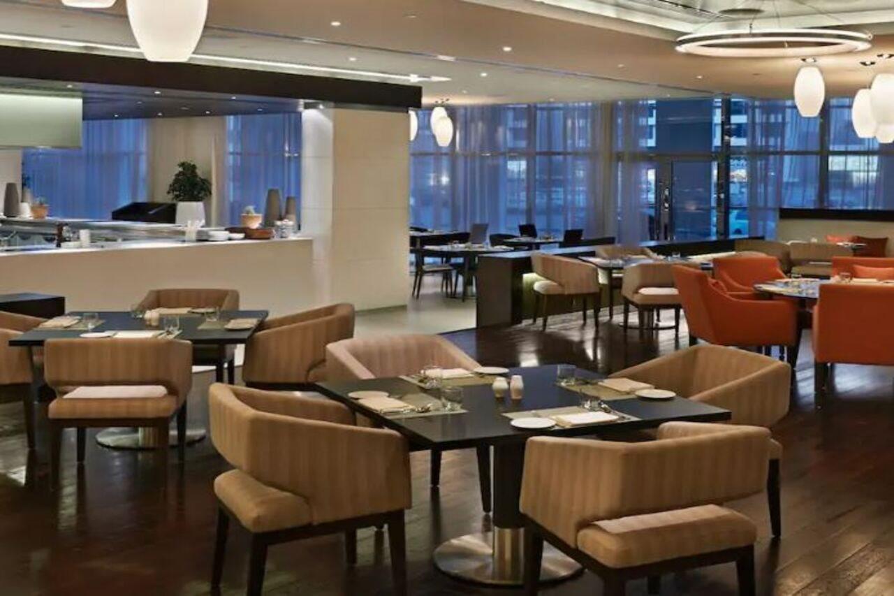 Hyatt Place Al Rigga