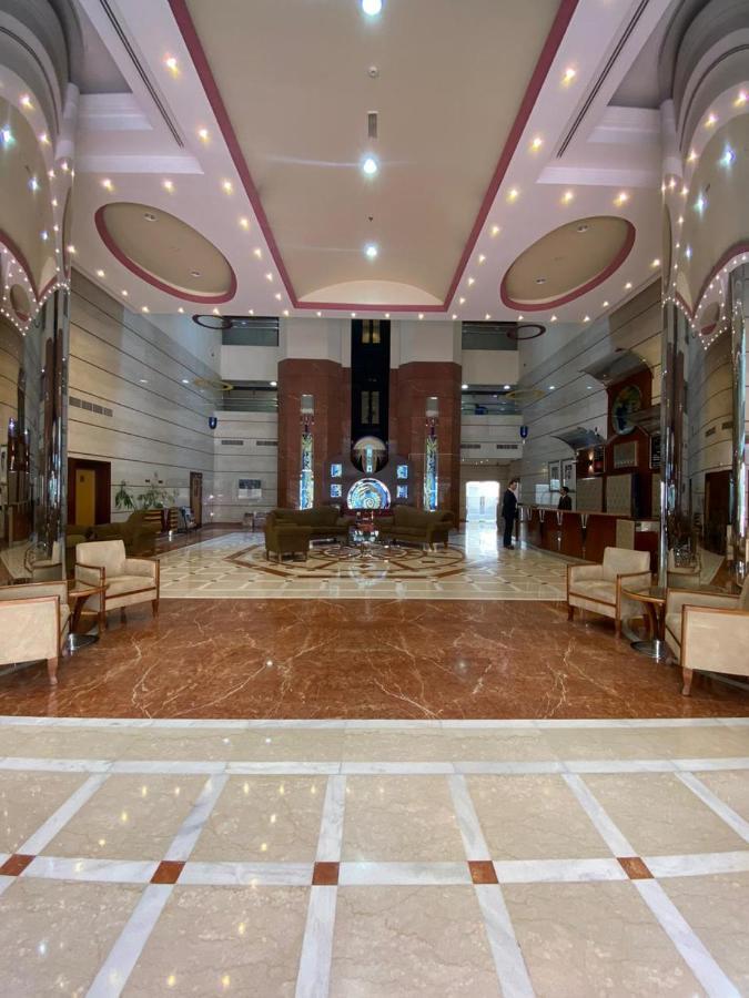Desert Rose Apartahotel Dubái
