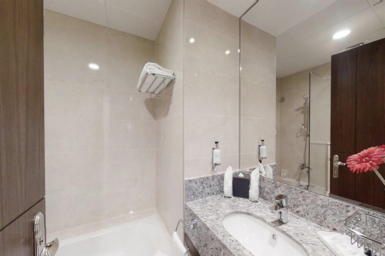 Suha Park Luxury Waterfront Al Jaddaf Hotel 4*
