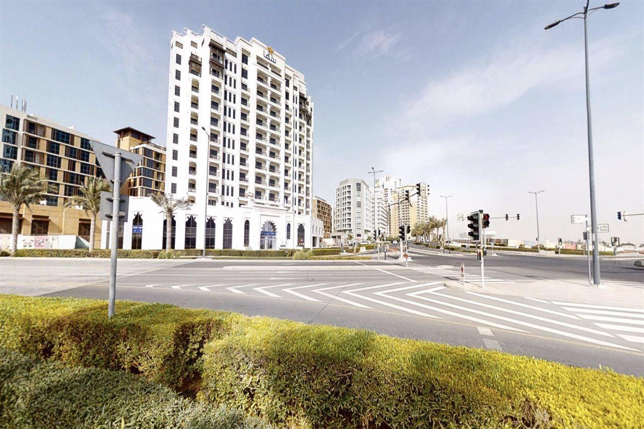 Suha Park Luxury Waterfront Al Jaddaf Hotel 4*