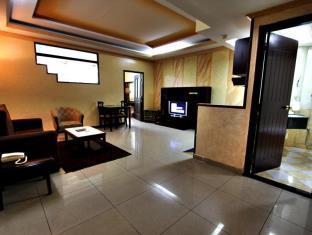 Oyo 124 Oriental Palace Apts Dubai