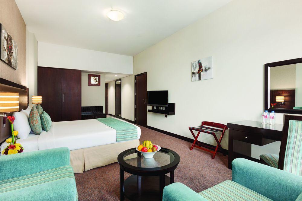 Hotell Ramada By Wyndham Deira Dubai