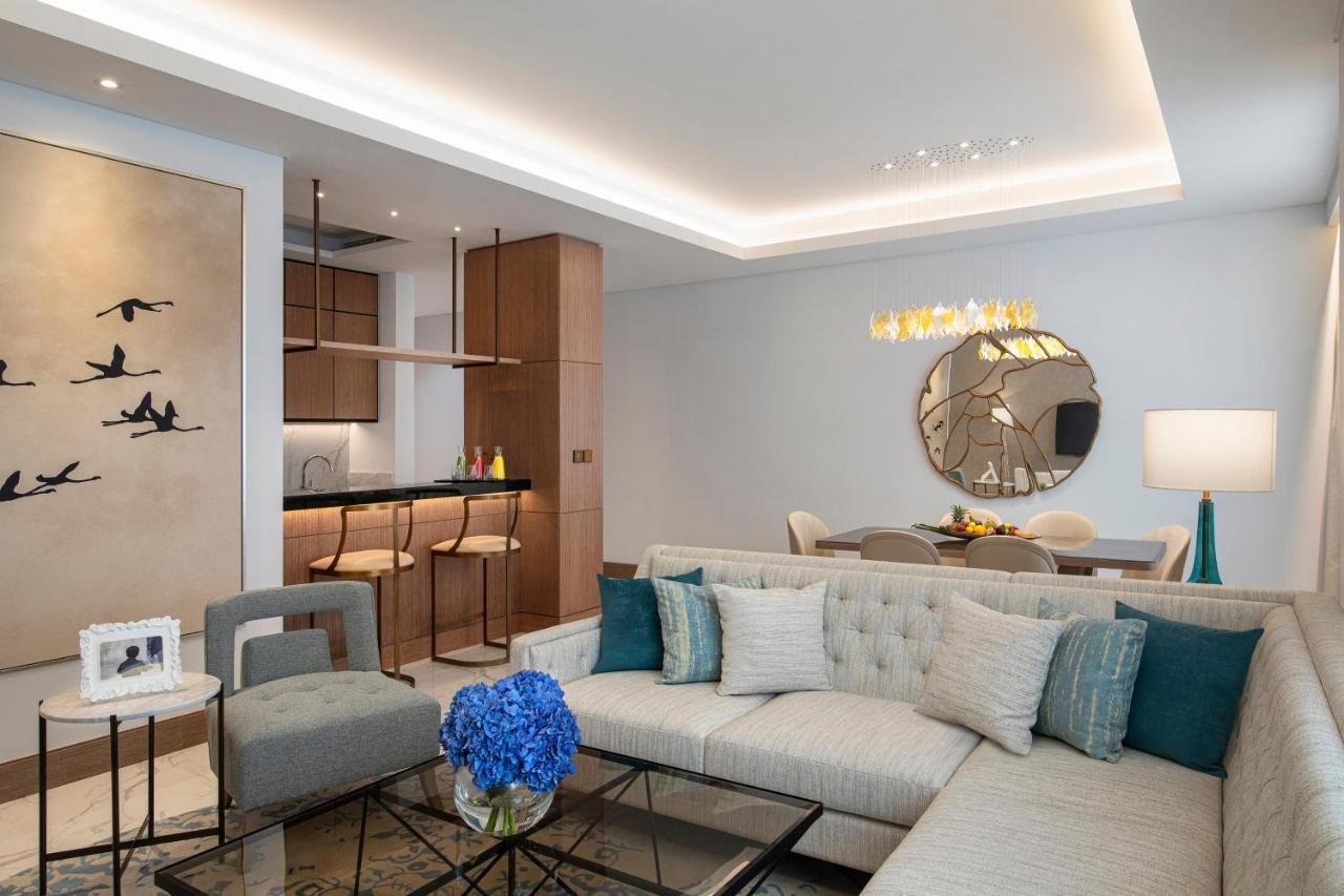 Al Jaddaf Rotana Hotell