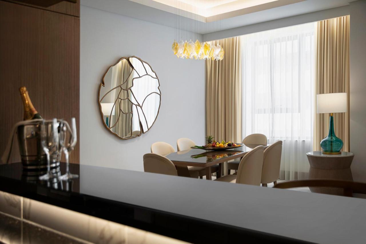 Hotell Al Jaddaf Rotana 5*
