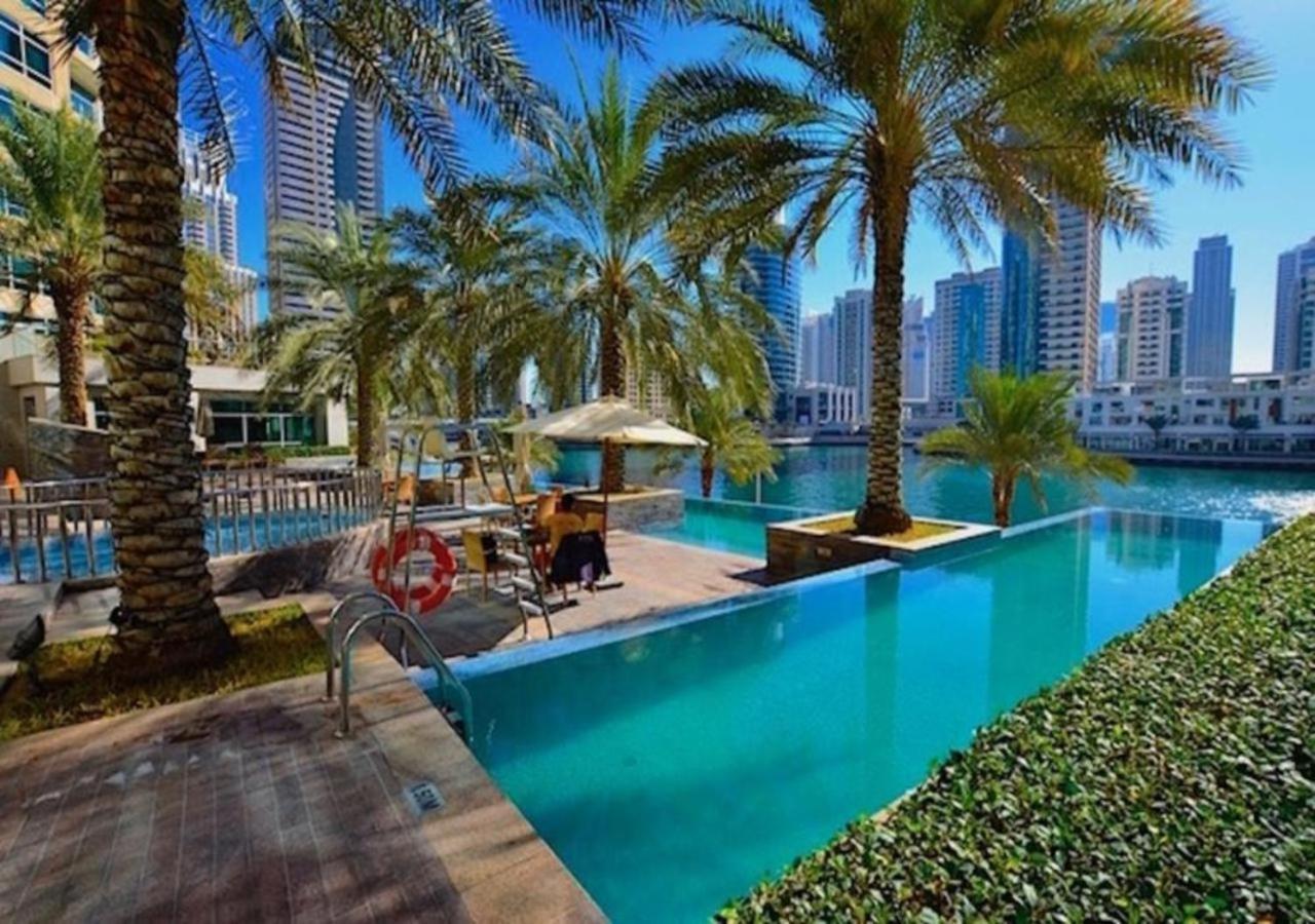 Apartment Nasma Luxury - Pastel-colored With Jaw-dropping Marina Views Dubai