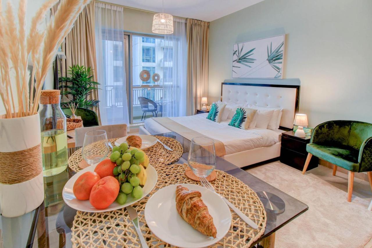 Apartamento Durrani Homes - Luxurious Near Mall With Pool View Dubai