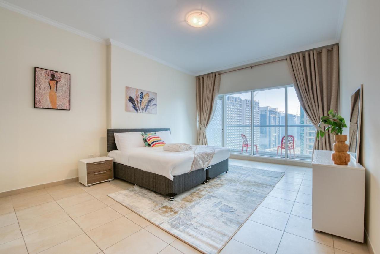 Rh- Burj Al Nujoom, Downtown, 1br Near Mall Apartment Dubai