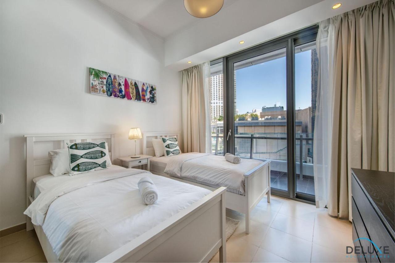 Neat 2br At Silverine Tower Marina By Deluxe Holiday Homes Lägenhet