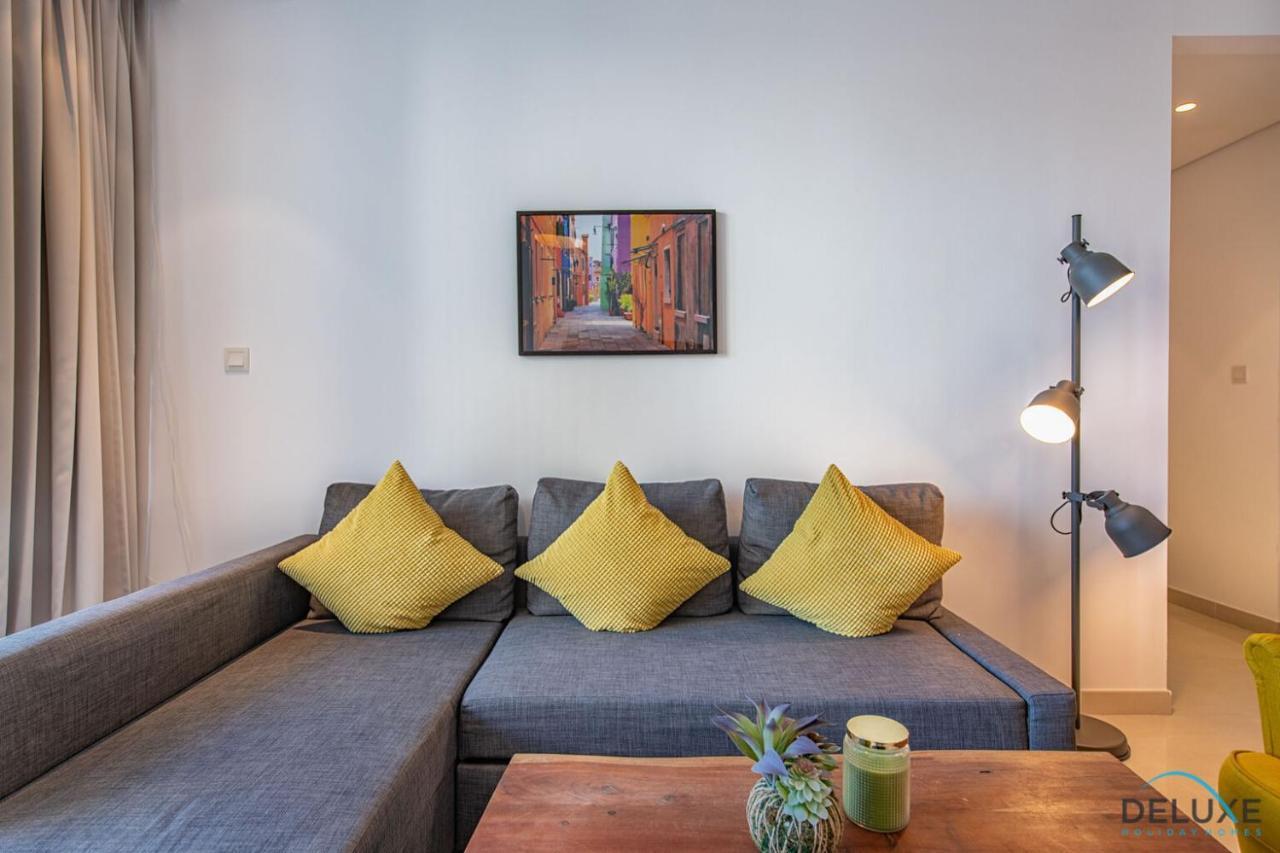 Lägenhet Neat 2br At Silverine Tower Marina By Deluxe Holiday Homes