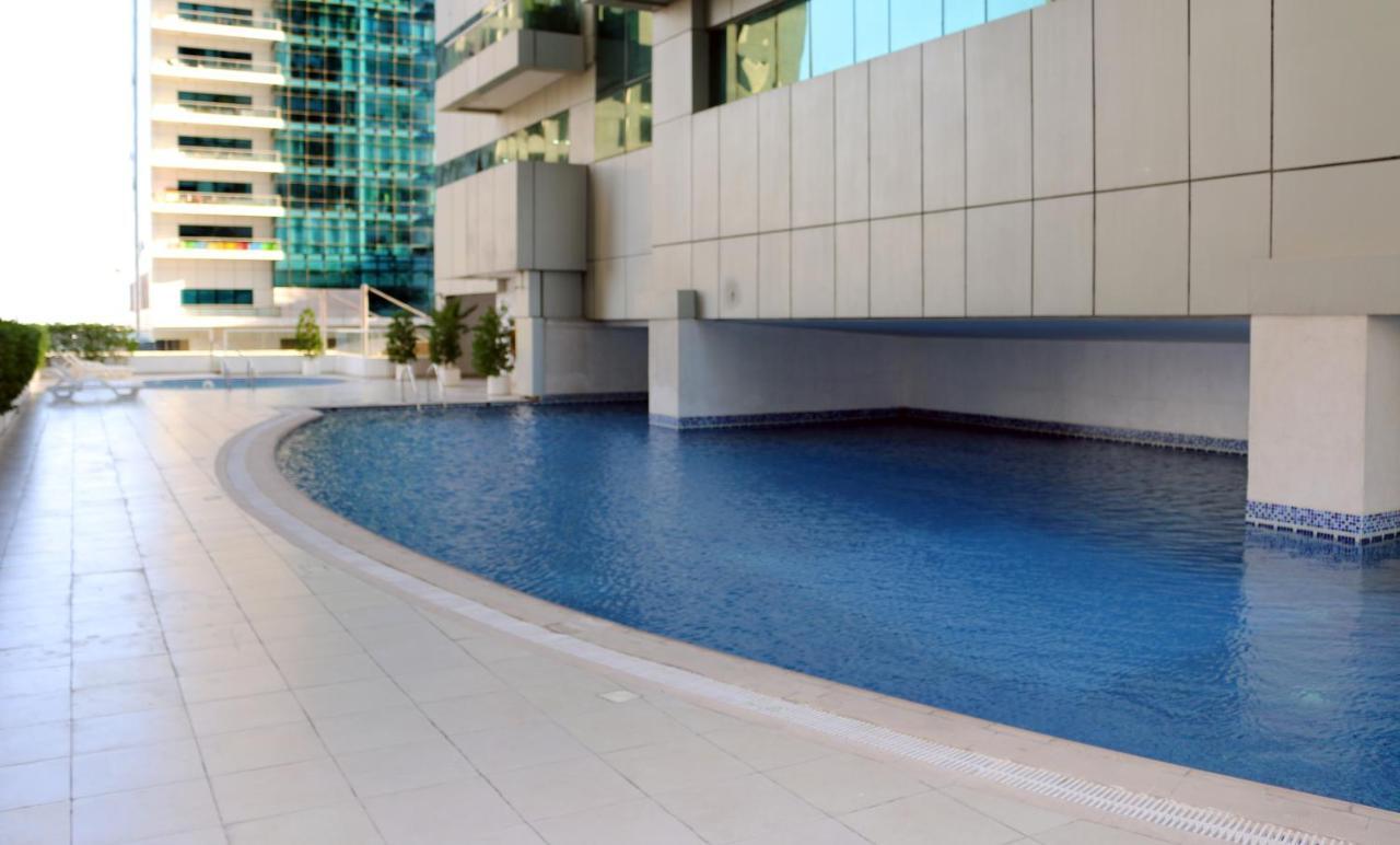 Privatunterkunft Luxurious Beach Front With Sea View-private Bathroom Dubai