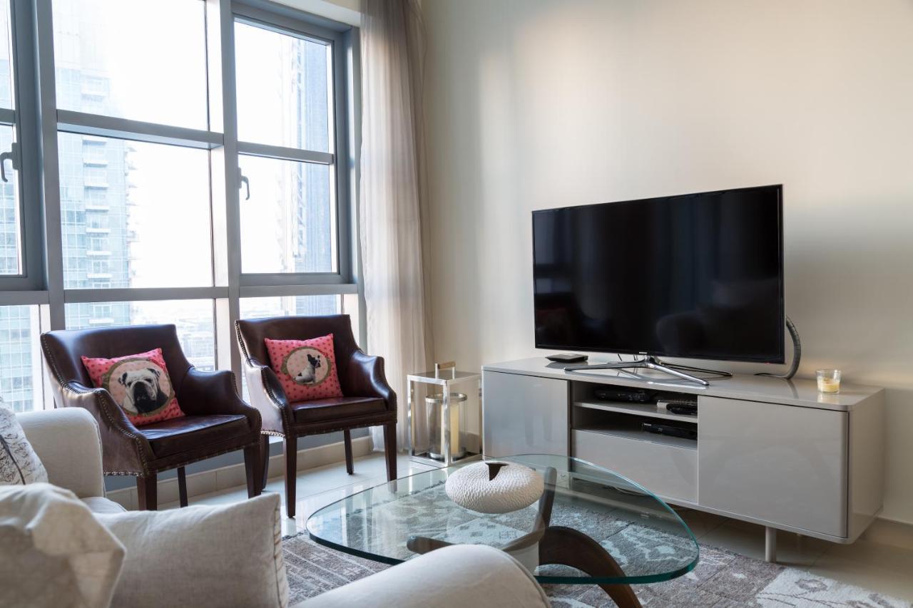 Higuests - Luxury Apt With Balcony, Steps From Burj Khalifa Lägenhet