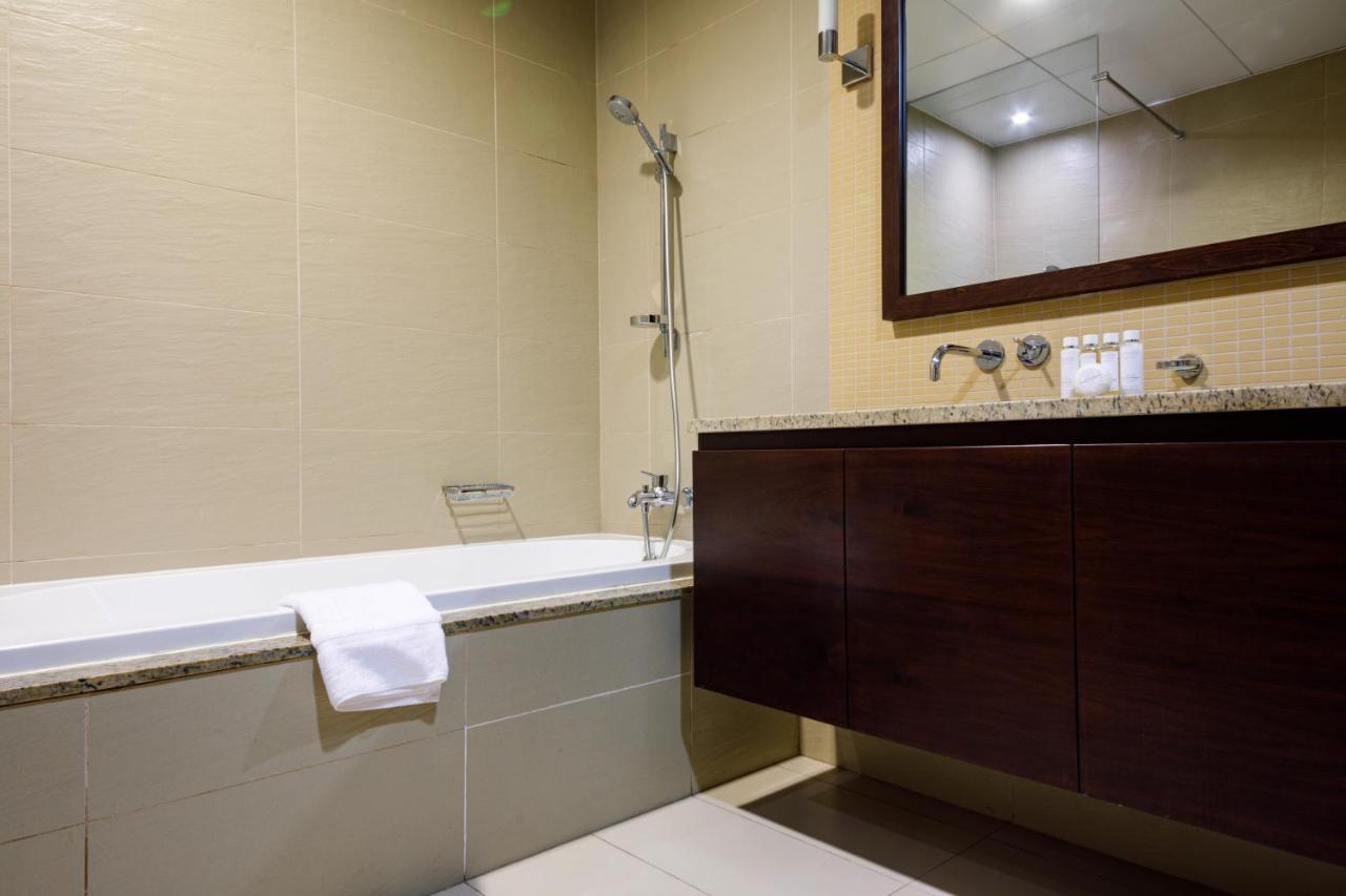 Maison Privee - Spacious Apt On Palm Jumeirah W Sea Views And Premium Facilities Access Apartamento