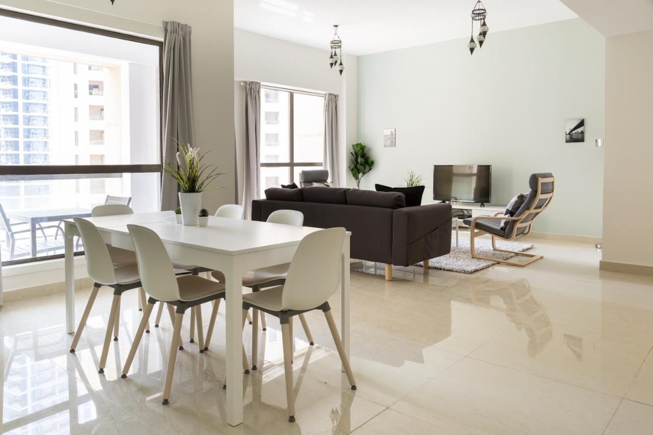 Apartamento Higuests - Fantastic Views In Waterfront Apt For 6 In Jbr Dubái