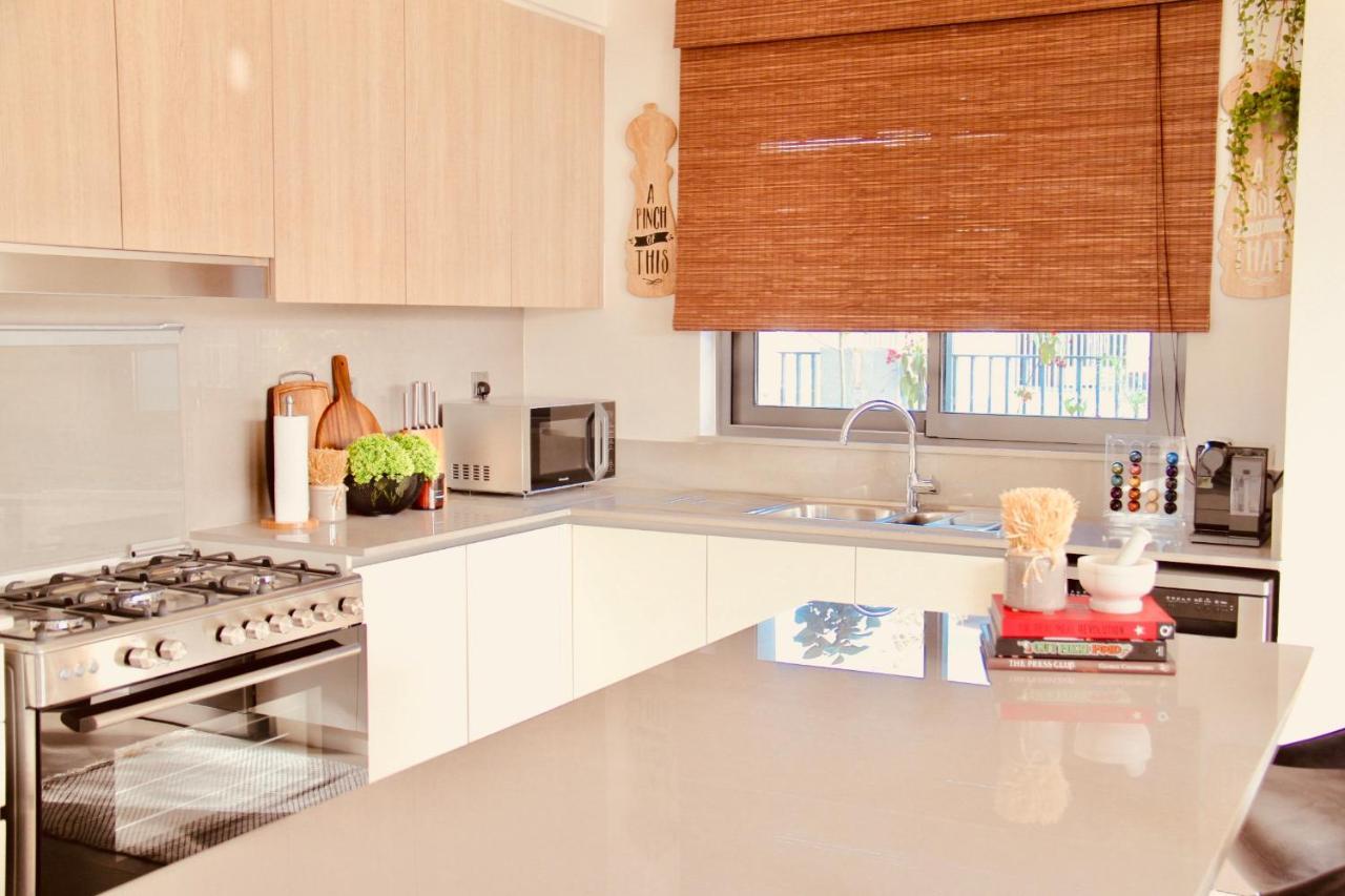 The Sunshine Villa *