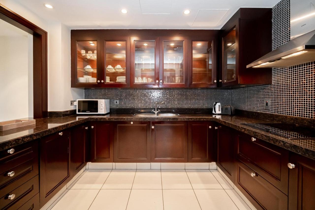 Apartamento Higuests - Spacious Apt With Private Balcony In Old Town *