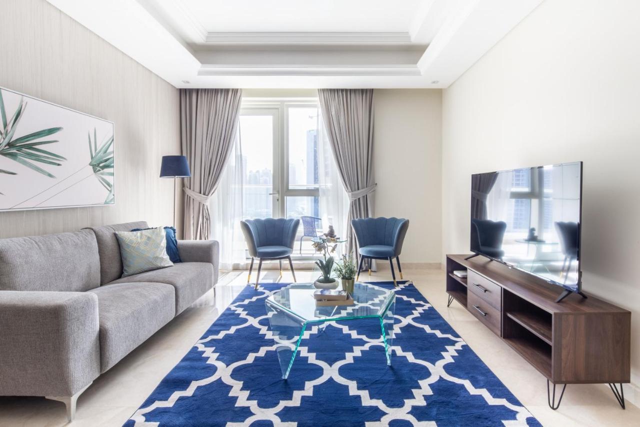Frank Porter - Mon Reve Apartment Dubai
