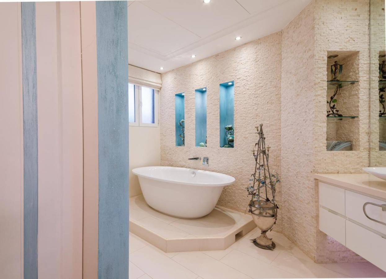 Maison Privee - Prvt Pool & Access In Luxury Palm Jumeirah 6br