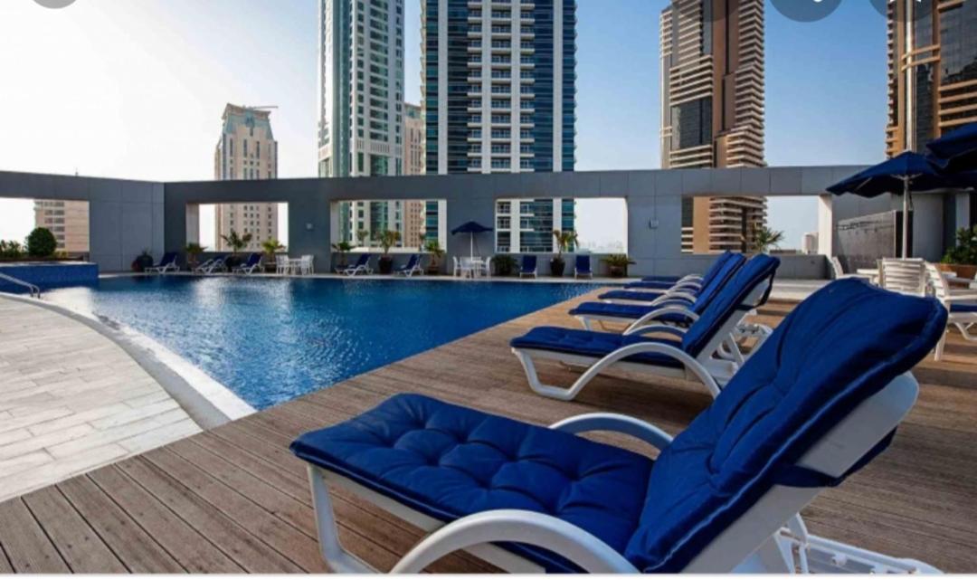Marina Beach View 3 Bedroom Apartment Sky Nest Home Sky View Tower Guest house Dubai