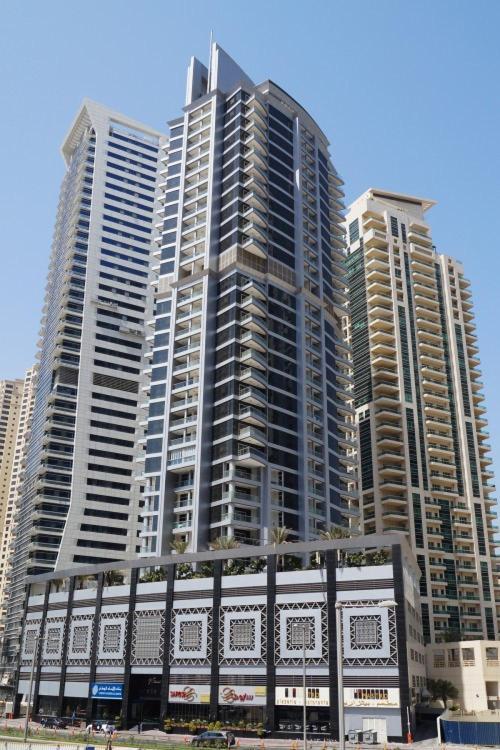 Marina Beach View 3 Bedroom Apartment Sky Nest Home Sky View Tower Guest house Dubai