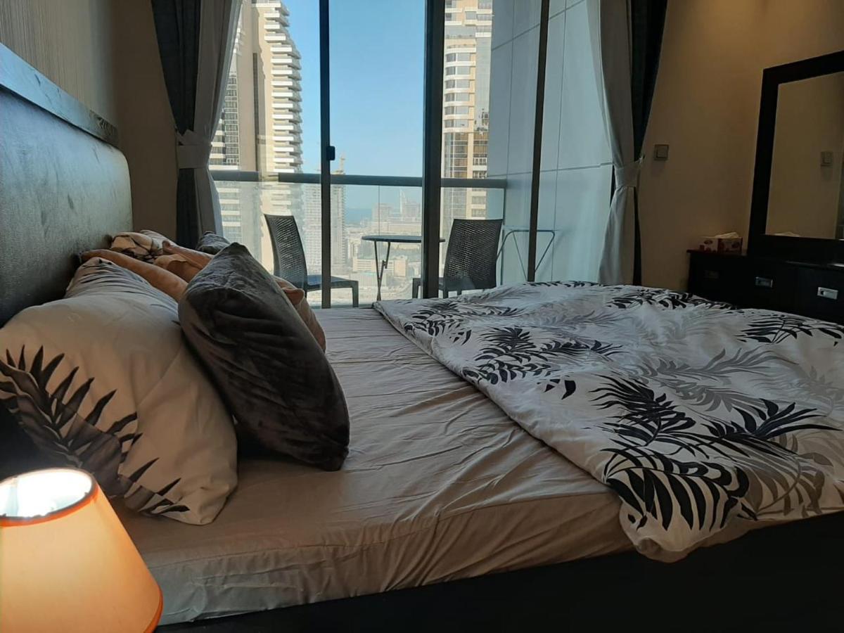 Guest house Marina Beach View 3 Bedroom Apartment Sky Nest Home Sky View Tower *