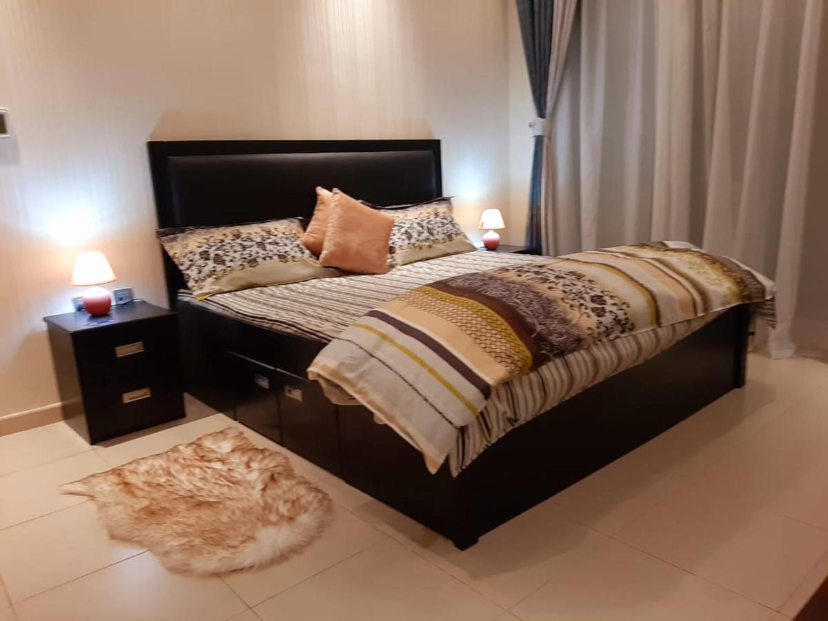 Guest house Marina Beach View 3 Bedroom Apartment Sky Nest Home Sky View Tower *