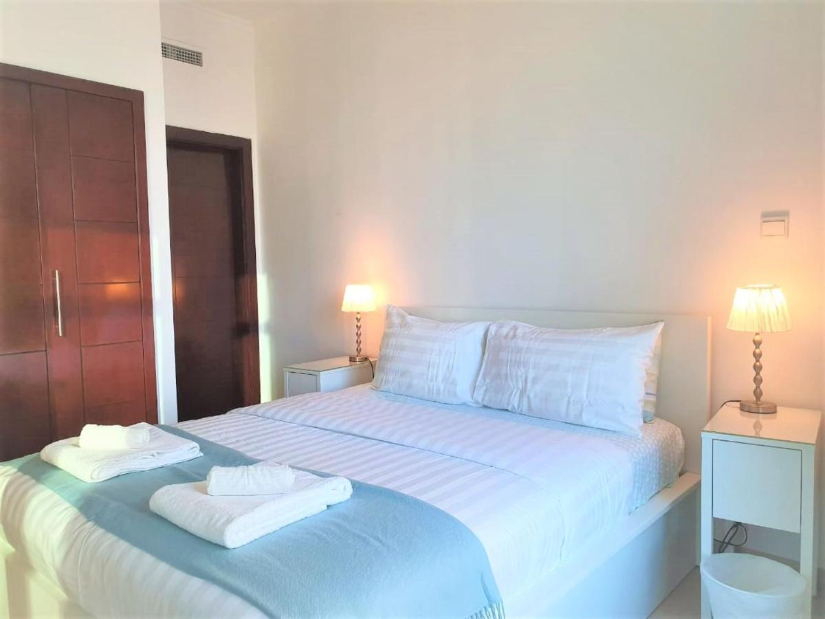 Apartemen Incredible Views At Burj Views