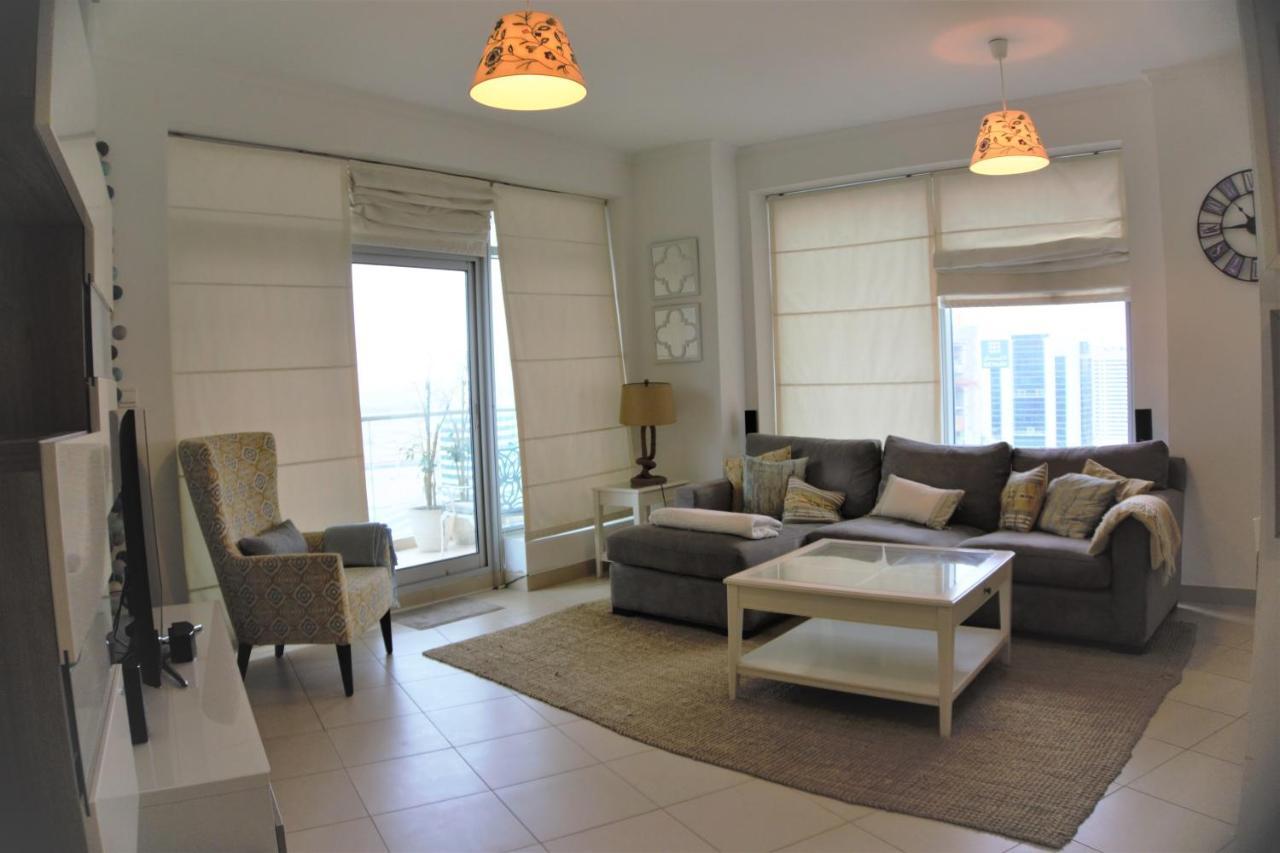 Incredible Views At Burj Views Apartemen